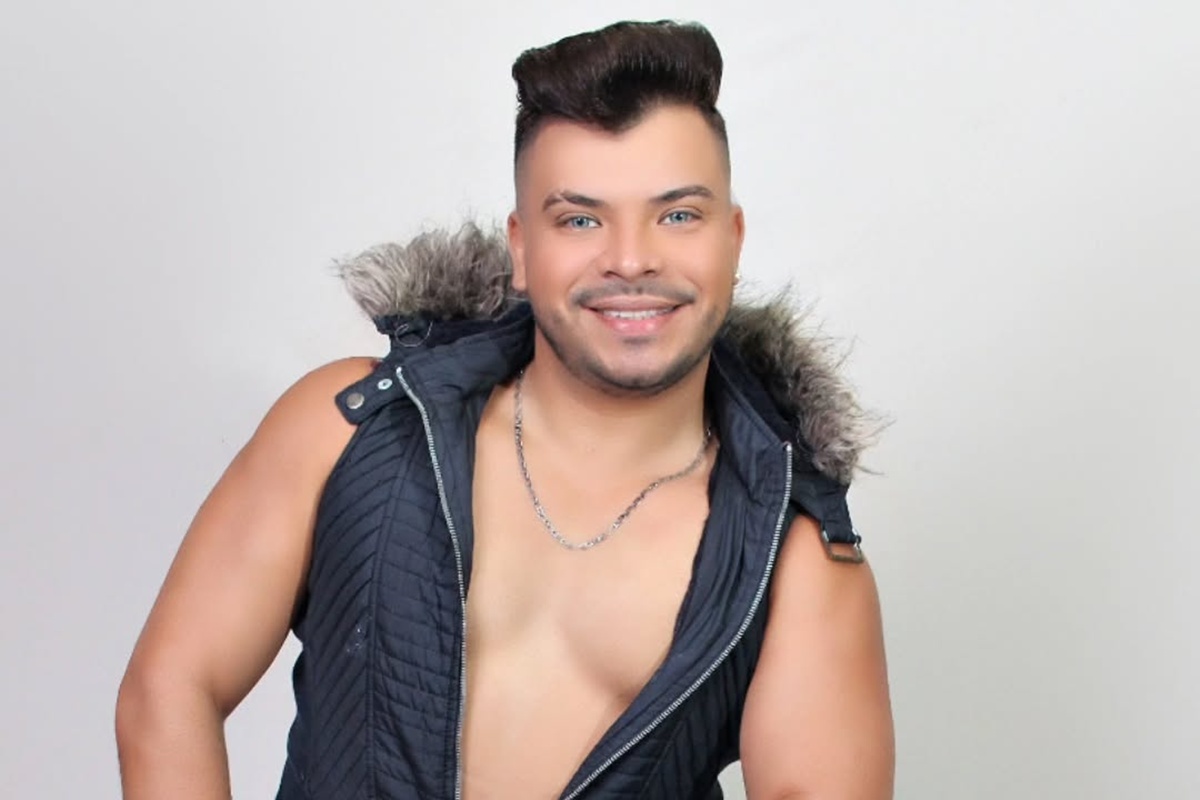 cantor-de-banda-de-forro-morre,-aos-39-anos,-vitima-de-monkeypox