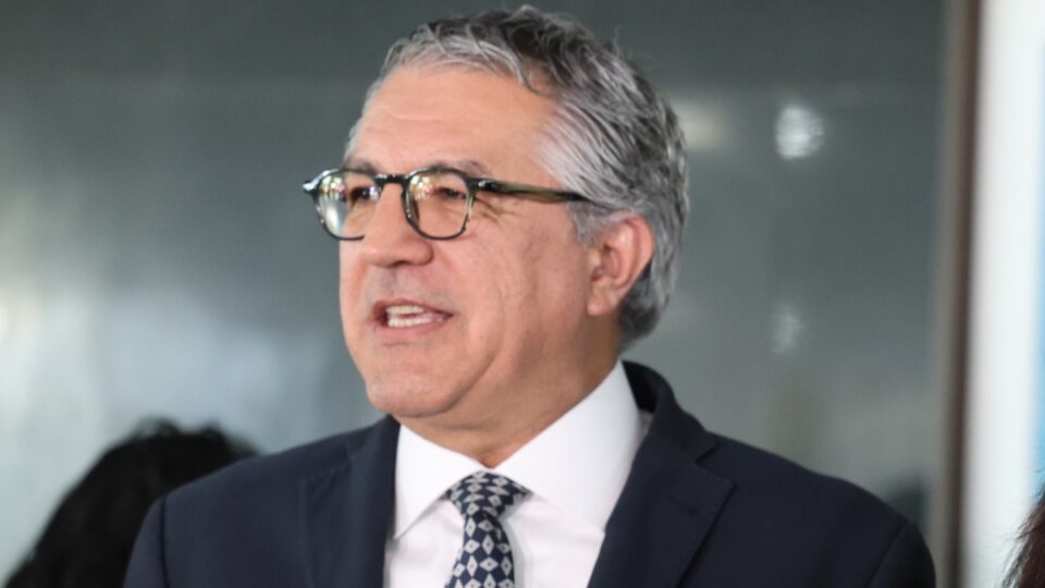 governo-diz-que-pode-vetar-taxacao-de-importados-ate-us$-50;-votacao-esta-prevista-para-a-tarde