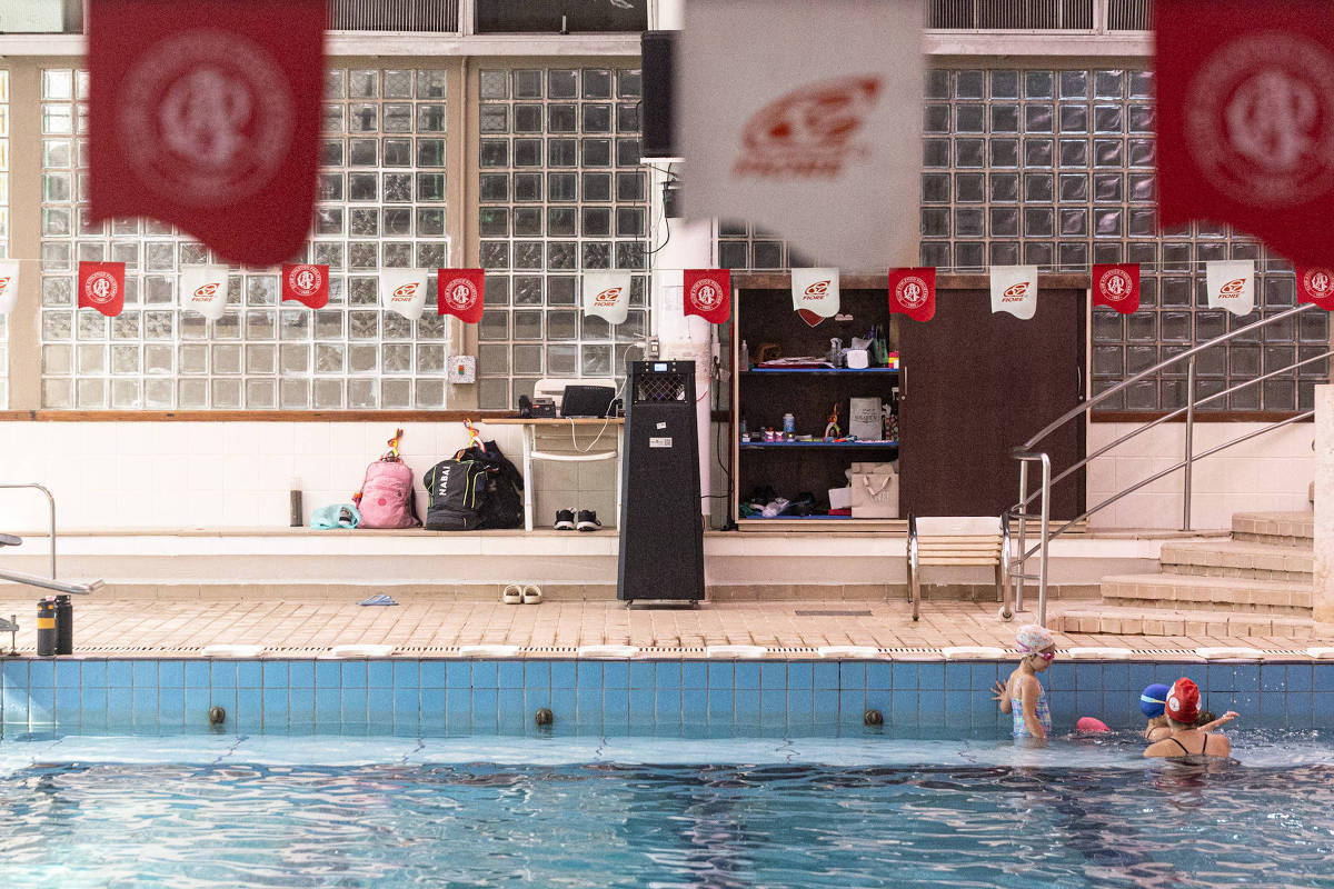 em-hoteis-e-clubes-de-luxo,-maquina-da-ucrania-entra-na-guerra-contra-a-dengue