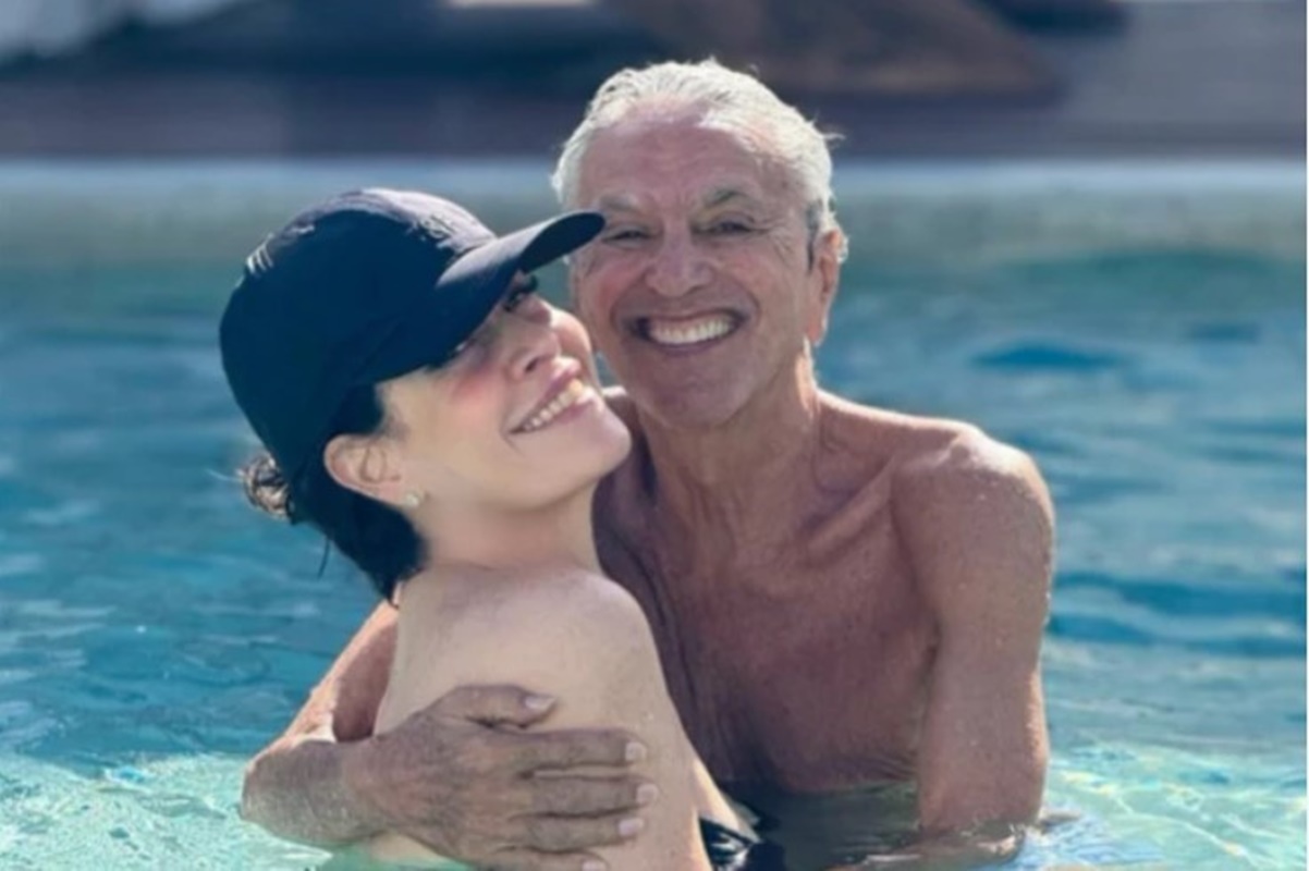 caetano-veloso-posta-momento-romantico-na-piscina-com-a-esposa