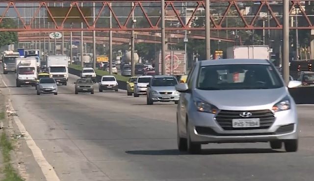 aumento-no-numero-de-carros-roubados-recuperados-preocupa-autoridades-no-rio;-entenda