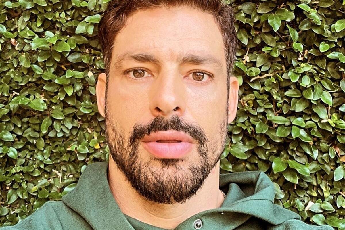 agressao,-lingua-em-beijo-e-mais:-as-polemicas-de-caua-em-vale-tudo