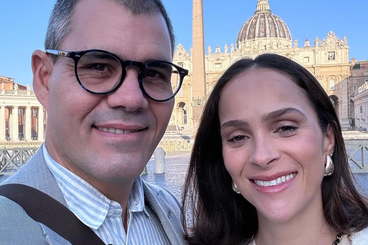 leticia-cazarre-se-emociona-ao-recordar-bencao-do-papa-francisco