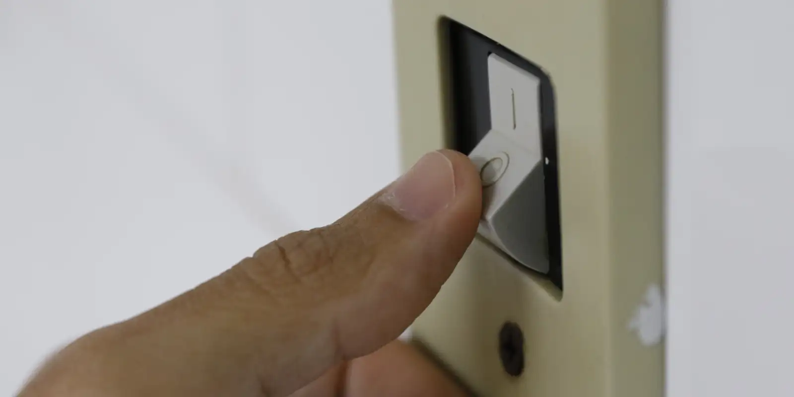 uff-desenvolve-dispositivo-que-rastreia-furtos-de-energia-eletrica