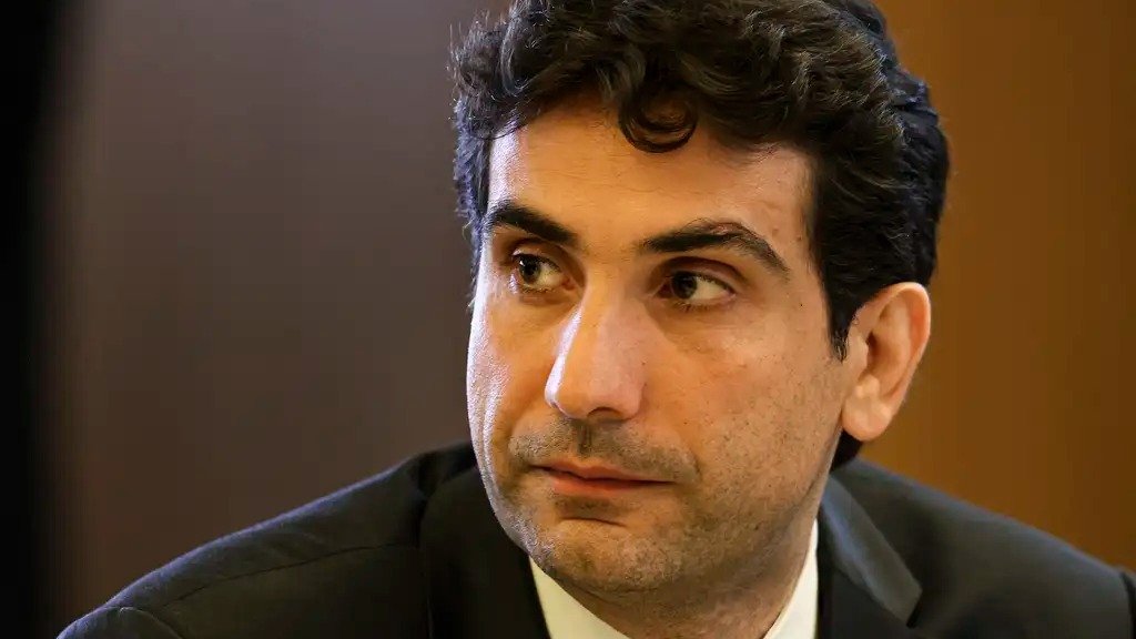 em-meio-a-caos-fiscal,-bc-sinaliza-que-alta-de-juros-deve-ter-chegado-ao-limite