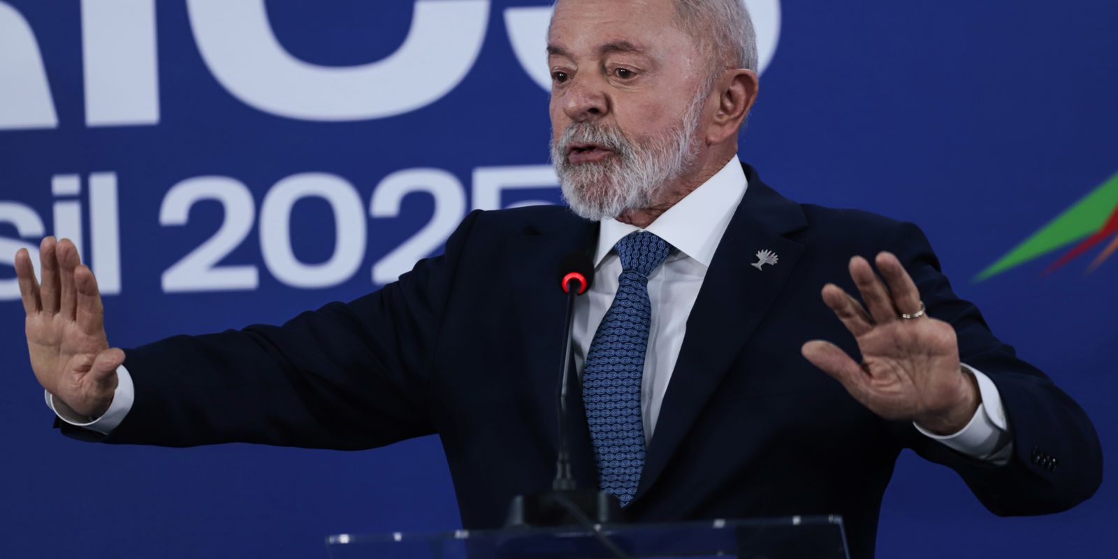 lula-diz-que-brics-seguira-discutindo-alternativas-ao-dolar