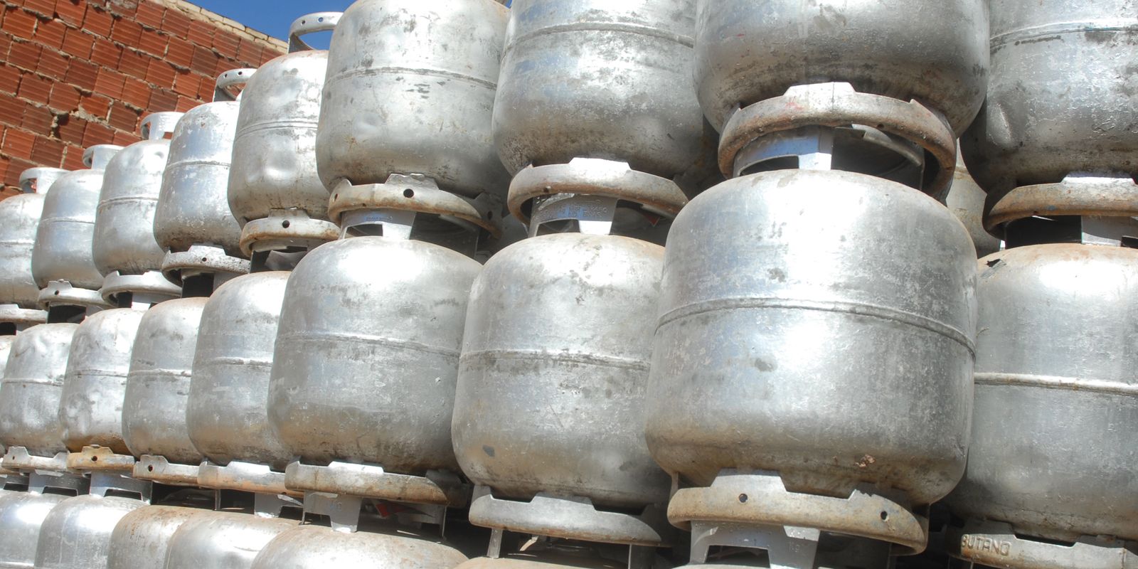 gas-gratuito:-programa-para-baixa-renda-sera-lancado-semana-que-vem