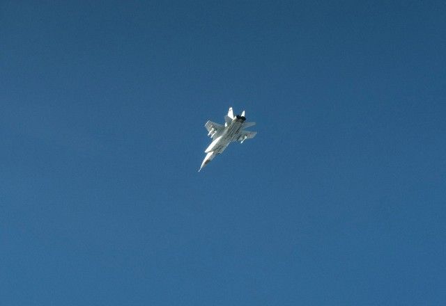 russia-afirma-que-cacas-nao-violaram-espaco-aereo-da-estonia