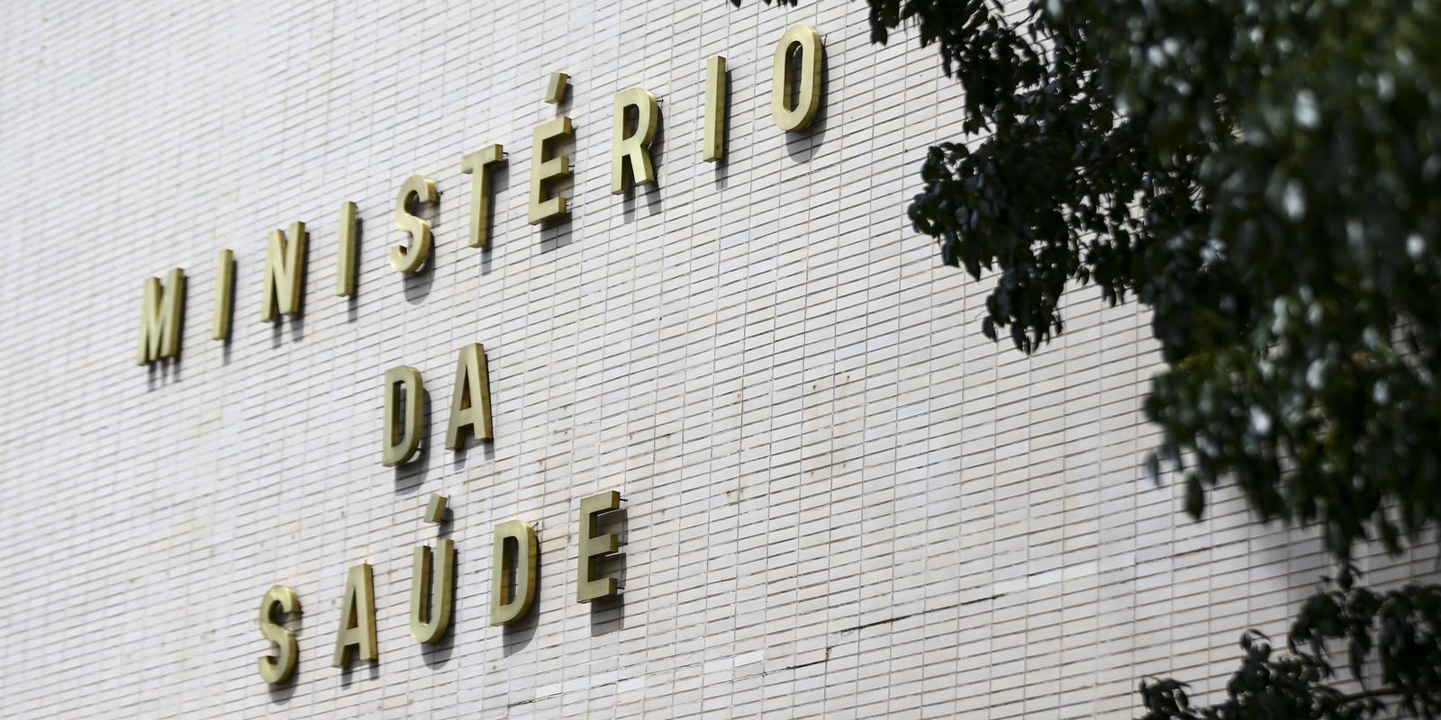 brasil-tem-14-casos-confirmados-de-ingestao-de-metanol