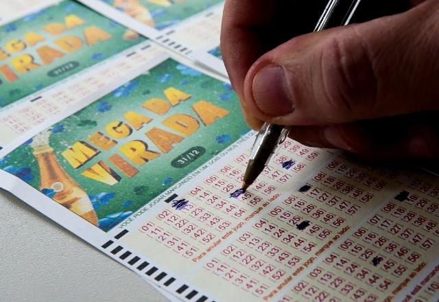 mega-da-virada:-caixa-faz-alerta-sobre-sites-falsos-de-apostas