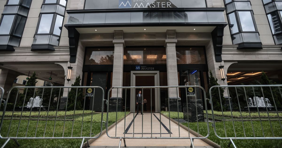 caso-master-era-tao-grave-que-bc-partiu-direto-para-a-liquidacao,-diz-ex-bc