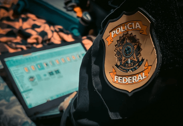 policia-federal-faz-operacao-sobre-crimes-cometidos-contra-mulheres-na-internet
