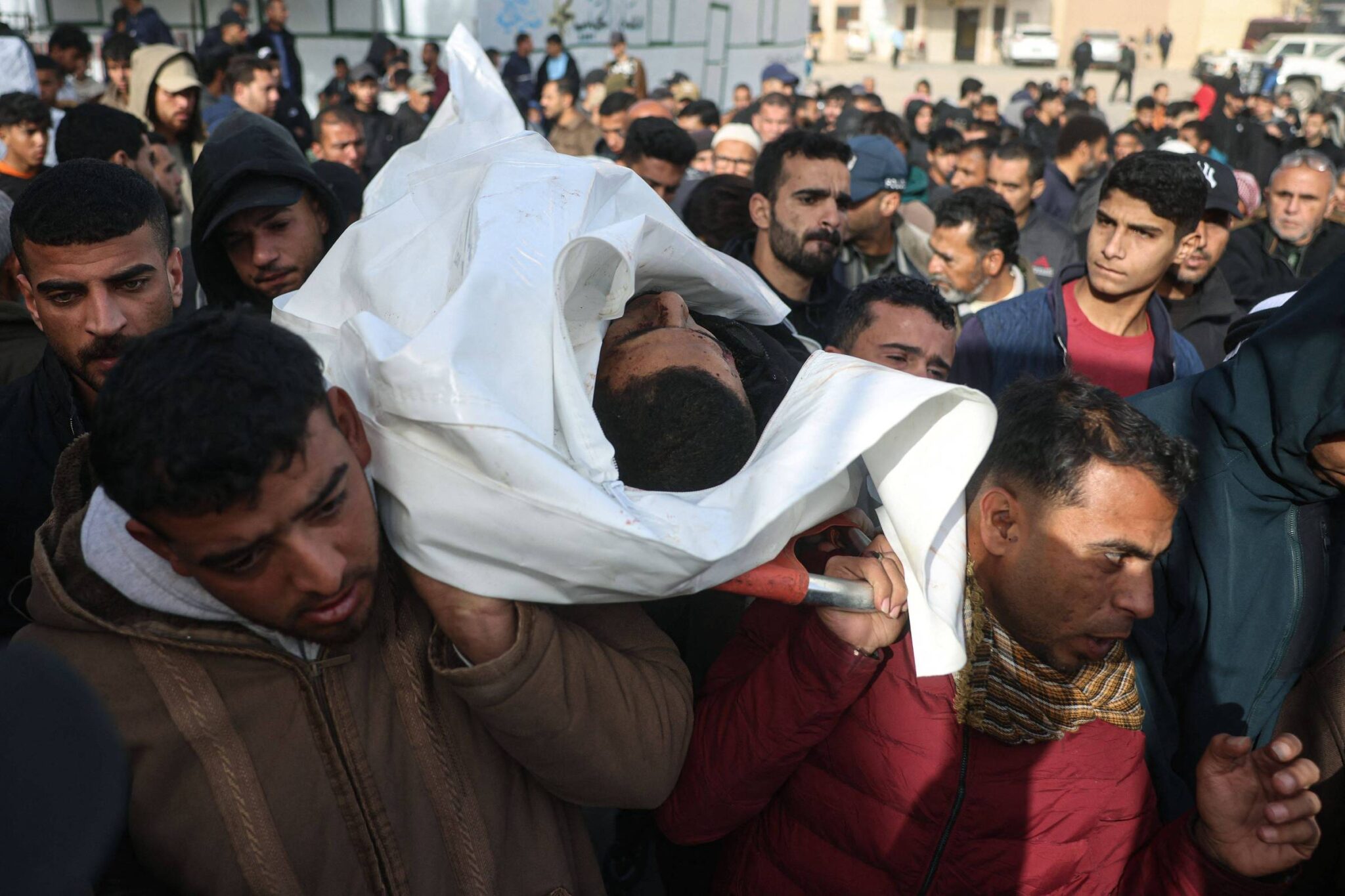 ataque-de-israel-na-faixa-de-gaza-mata-palestinos-as-vesperas-de-reuniao-do-conselho-de-paz