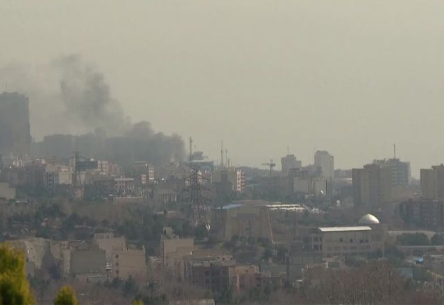 ira-diz-que-ataques-de-eua-e-israel-ja-deixaram-1045-mortos-no-pais
