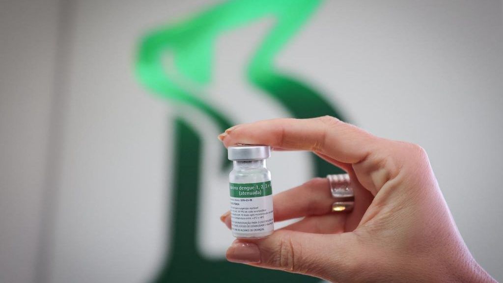 vacina-da-dengue-do-butantan-protege-de-casos-graves-por-5-anos,-diz-estudo