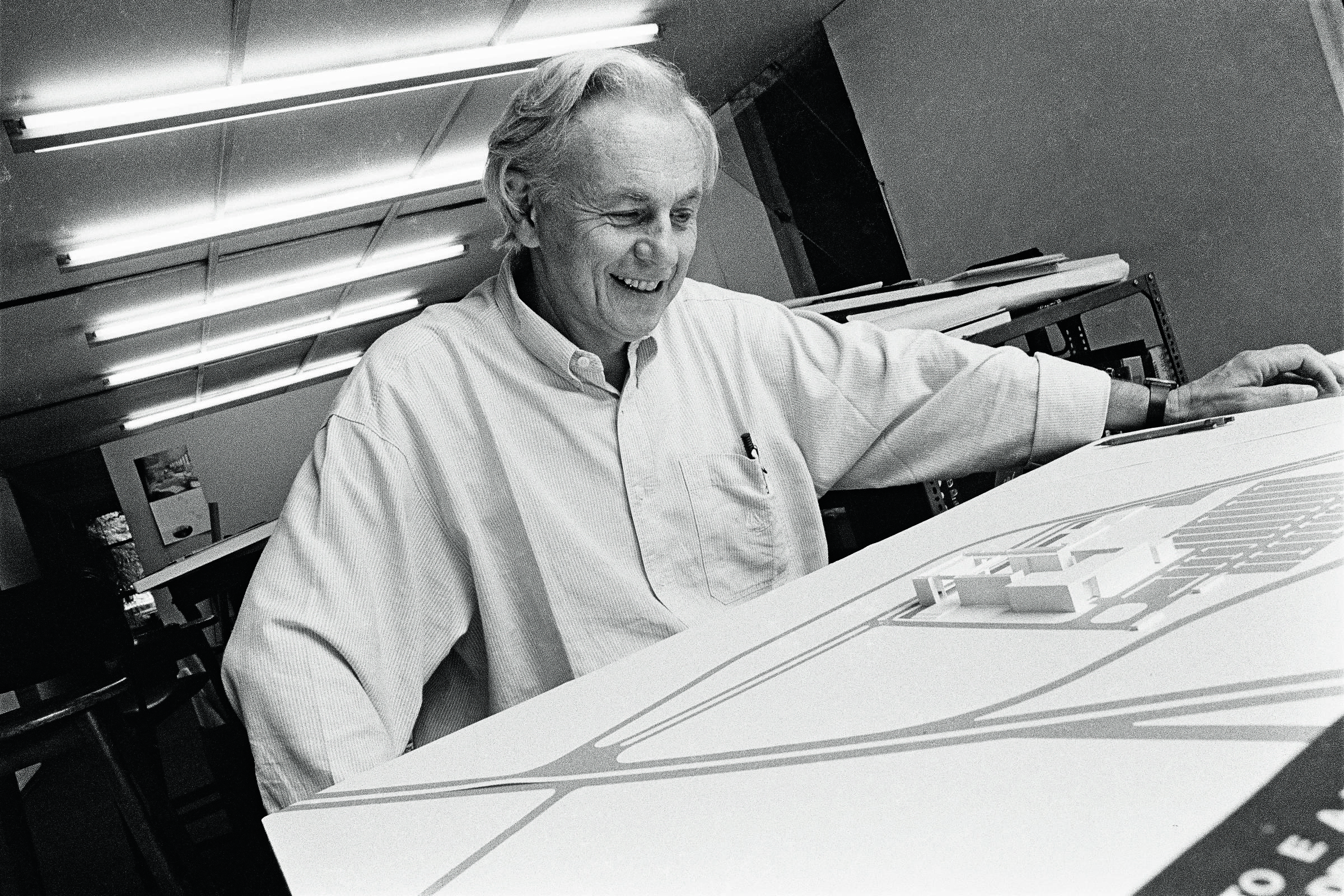 morre-eduardo-de-almeida,-referencia-na-arquitetura,-aos-92-anos