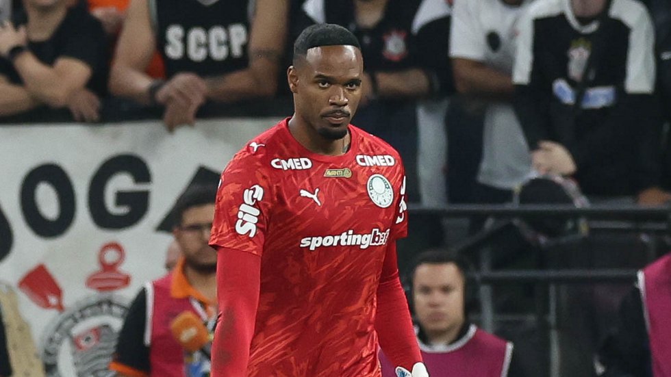 carlos-miguel-e-alvo-de-racismo-em-jogo-entre-corinthians-e-palmeiras