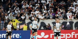 corinthians-derrota-santa-fe-e-segue-100%-na-copa-libertadores