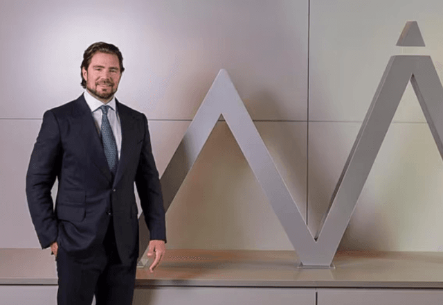 mentor-juridico-de-vorcaro-e-investigado-por-ocultar-bens-de-banqueiro,-diz-investigacao-da-pf