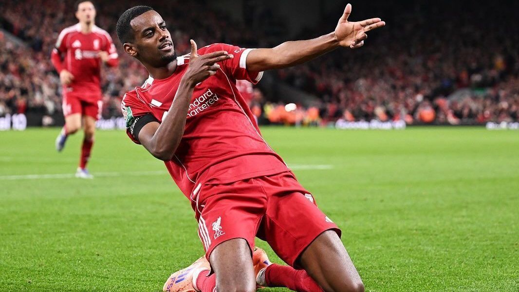 liverpool:-slot-ve-alexander-isak-como-solucao-apos-grave-lesao-de-ekitike
