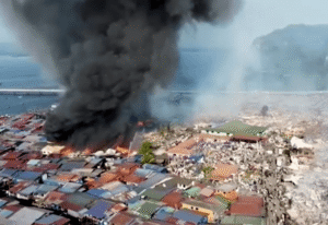incendio-destroi-cerca-de-1.000-casas-em-vila-na-malasia