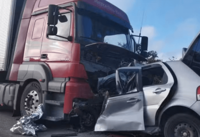 acidente-em-rodovia-mata-familia-em-minas-gerais