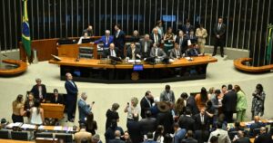 congresso-derruba-veto-de-lula-ao-pl-da-dosimetria-e-beneficia-bolsonaro