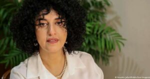 nobel-da-paz-iraniana-narges-mohammadi-e-hospitalizada