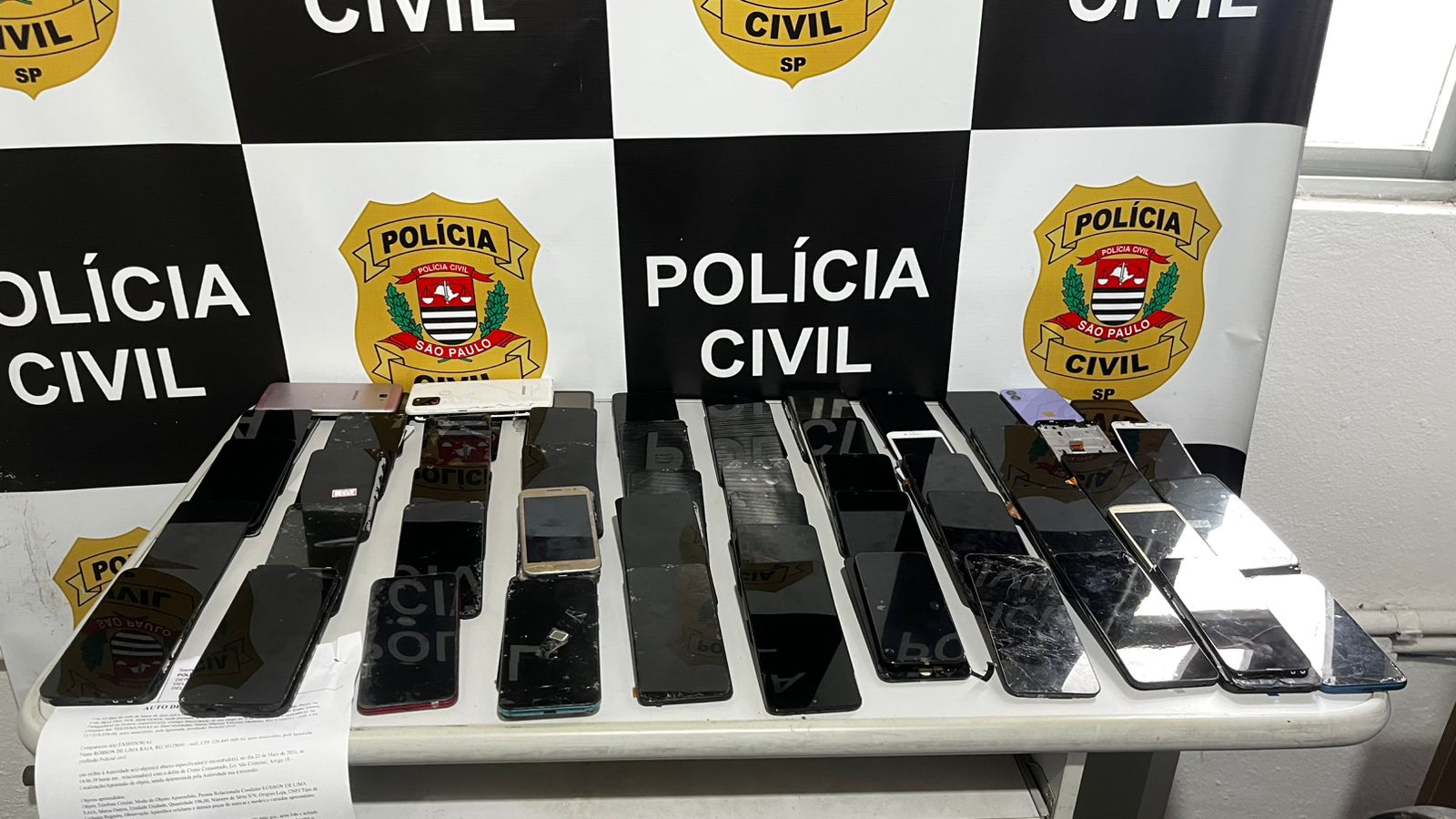 apreensao-de-8-mil-celulares-faz-parte-de-estrategia-de-combate-a-roubos,-furtos-e-receptacao