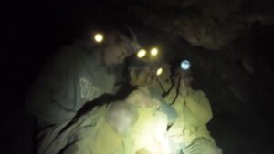 laos-suspende-buscas-em-caverna;-2-seguem-desaparecidos