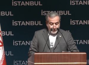 “temos-que-responder”,-diz-chanceler-do-ira-sobre-ataques-dos-eua