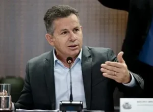 governador-do-mato-grosso-sofre-queda-e-e-socorrido-para-hospital