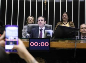 motta-recua,-fala-em-aumento-da-cobranca-por-anistia-e-admite-avaliar-projeto