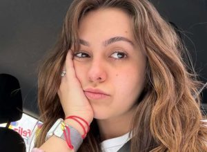 klara-castanho-faz-25-anos;-veja-a-carreira-da-atriz,-que-passou-por-drama-pessoal-em-2022