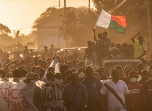 parlamento-de-madagascar-aprova-impeachment-de-presidente-que-fugiu-do-pais
