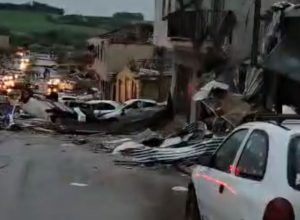 governo-se-manifesta-sobre-tornado-no-parana