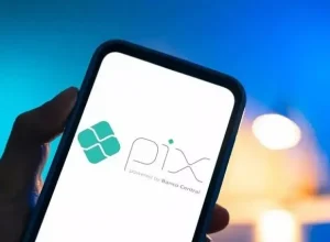 pix-bate-novo-recorde-de-transacoes-em-dia-de-13o-salario-e-black-friday