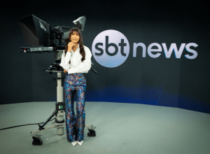 ‘um-mergulho-na-politica’:-amanda-klein-revela-detalhes-sobre-seu-telejornal-no-sbt-news