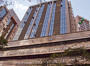 publicitario-condenado-por-injuria-racial-tem-pena-convertida-em-mg