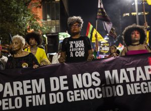 negros-tem-49%-mais-risco-de-morrer-por-homicidio-no-brasil,-mostra-estudo