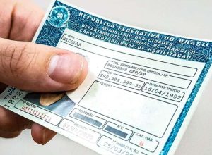 pl-quer-liberar-carros-eletricos-com-ate-4.250-kg-para-categoria-b