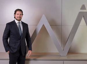 mentor-juridico-de-vorcaro-e-investigado-por-ocultar-bens-de-banqueiro,-diz-investigacao-da-pf