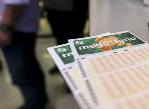 mega-sena-acumulada-vai-sortear-r$-100-milhoes-no-proximo-sabado