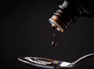 anvisa-suspende-venda-de-xaropes-com-clobutinol