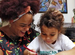 trilha-sonora-do-dia-das-maes-embala-afetos,-lembrancas-e-amores
