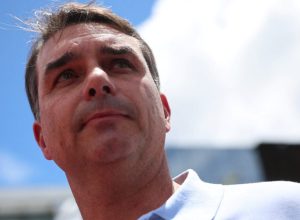 flavio-bolsonaro-escolhe-amigo-empresario-para-comandar-comunicacao-da-campanha