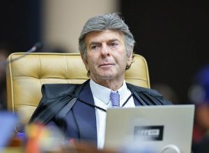 fux-vota-para-manter-prisao-de-pai-e-primo-de-daniel-vorcaro