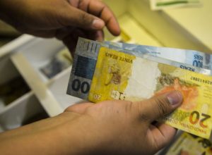 aposentados-e-pensionistas-do-inss-podem-consultar-antecipacao-do-13o