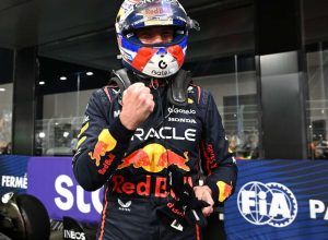 verstappen-crava-a-pole-em-jeddah-apos-batida-de-norris